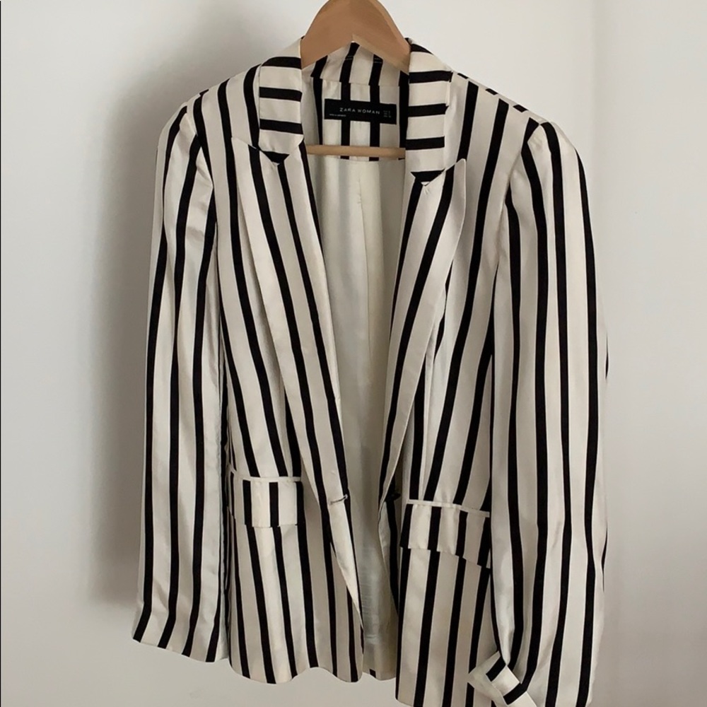 Black and white Striped silk blazer